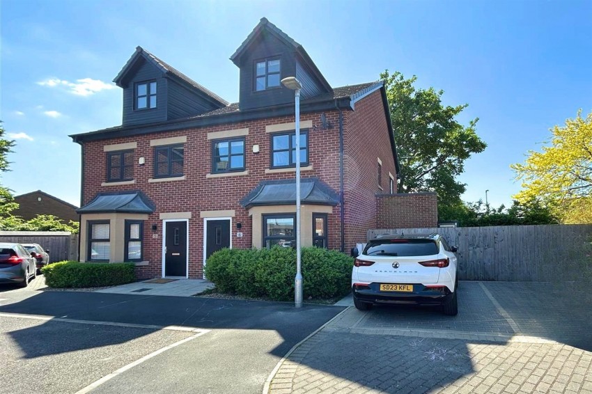 Images for Roby Close, Sale