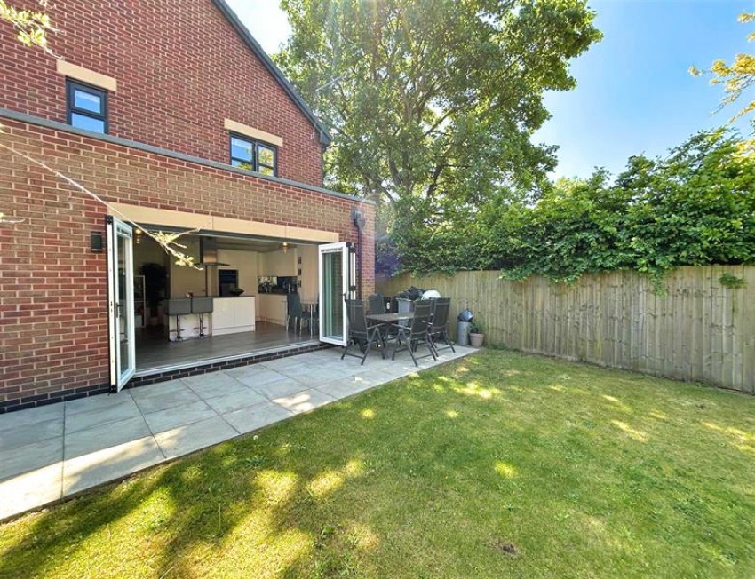 Images for Roby Close, Sale