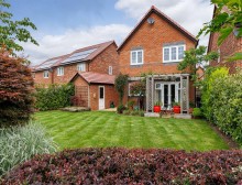 Images for South facing garden and stylish house in Eddisbury Drive