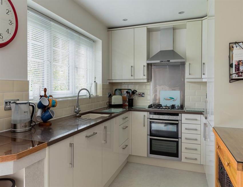 Images for South facing garden and stylish house in Eddisbury Drive