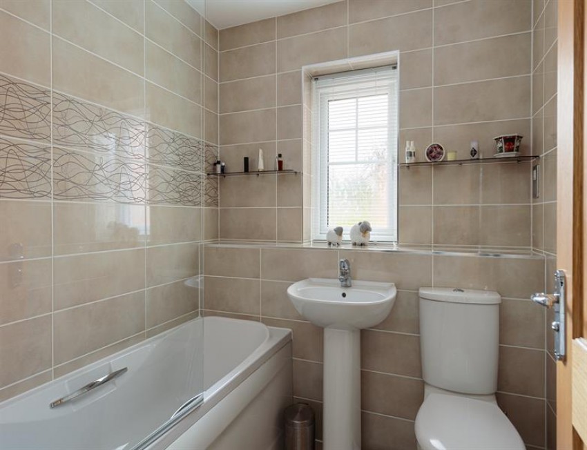 Images for South facing garden and stylish house in Eddisbury Drive