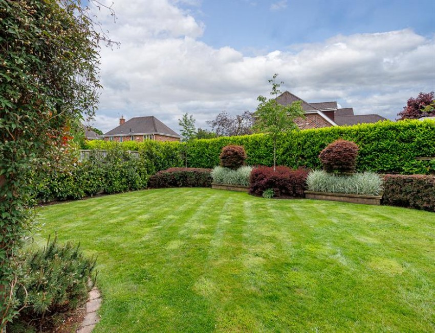 Images for South facing garden and stylish house in Eddisbury Drive