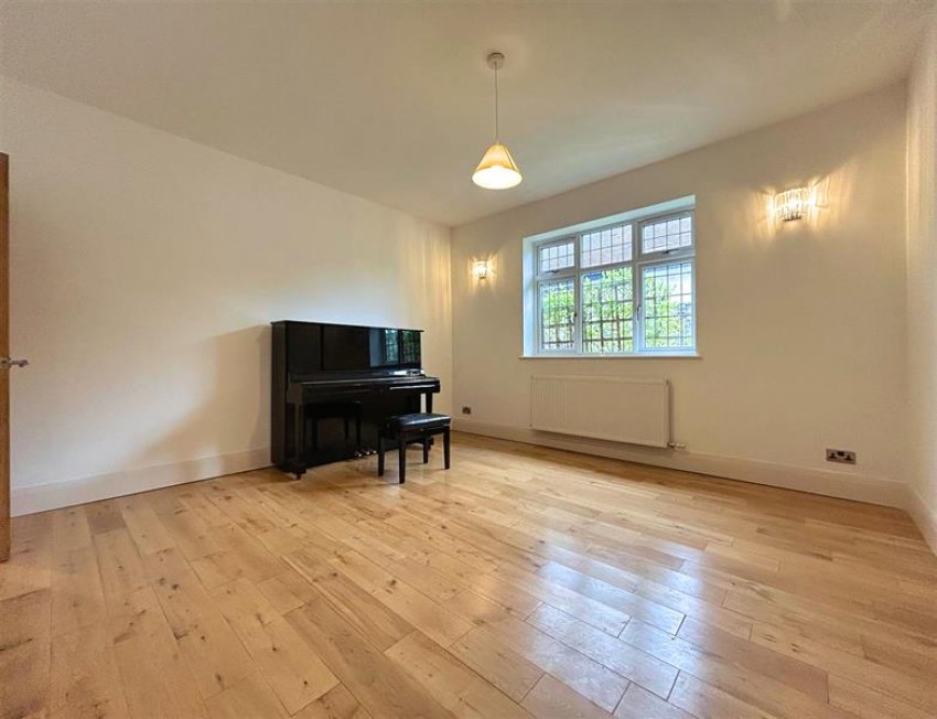 Images for Woodbourne Road, Sale