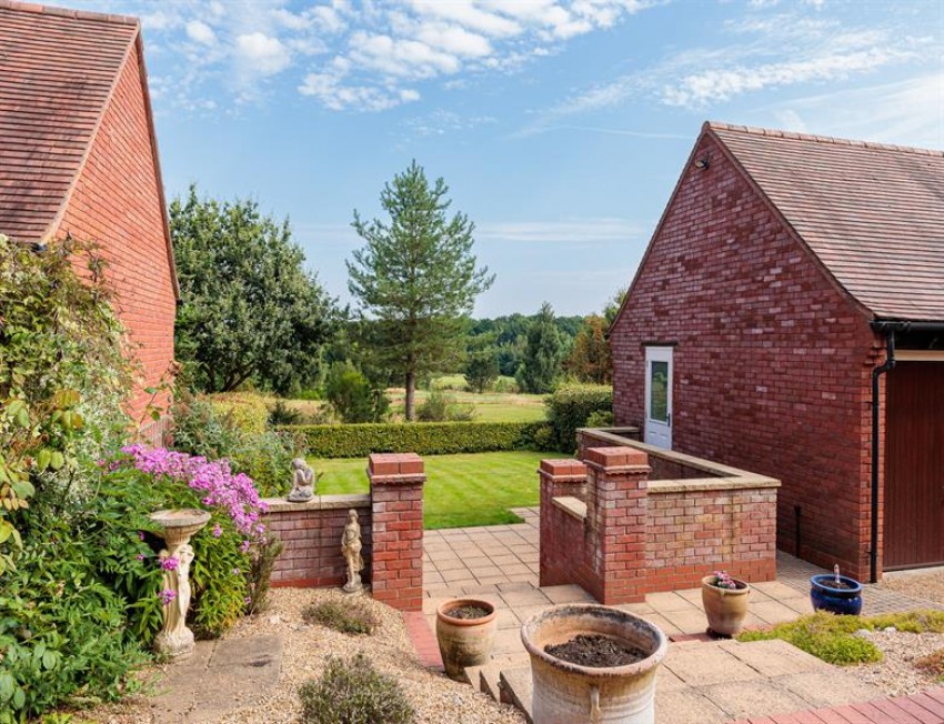 Images for Golf course views and immaculate house in St. Marys Drive, Whitegate