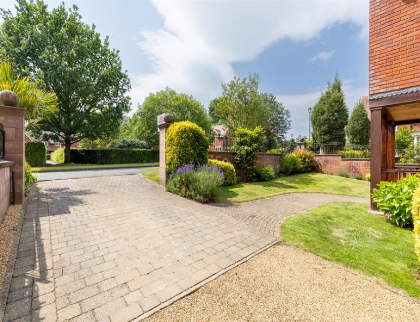 Images for Golf course views and immaculate house in St. Marys Drive, Whitegate