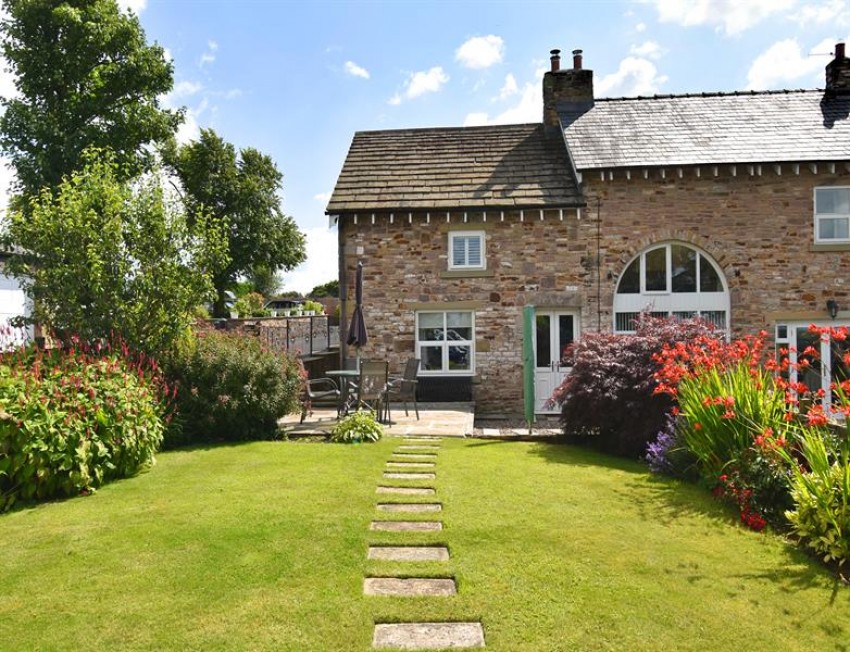 Images for Shallcross Hall Barns, Shallcross Road, Whaley Bridge, High Peak