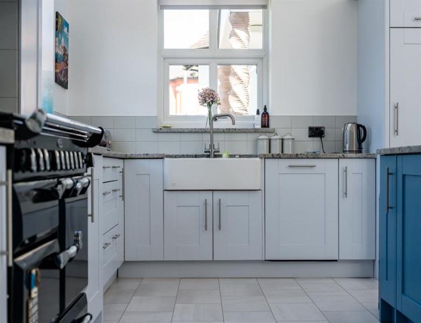 Images for Ashton Lane, Sale