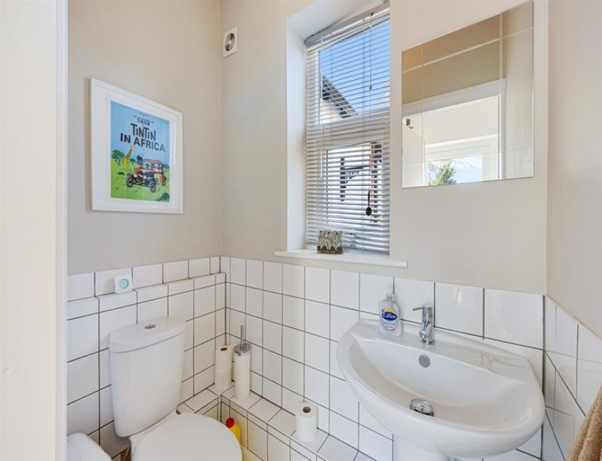 Images for Ashton Lane, Sale