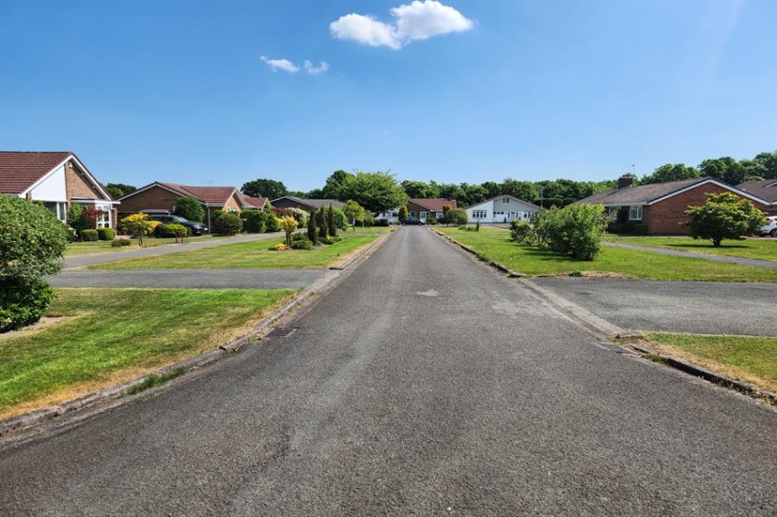 Images for Lynton Gardens, Appleton, Warrington