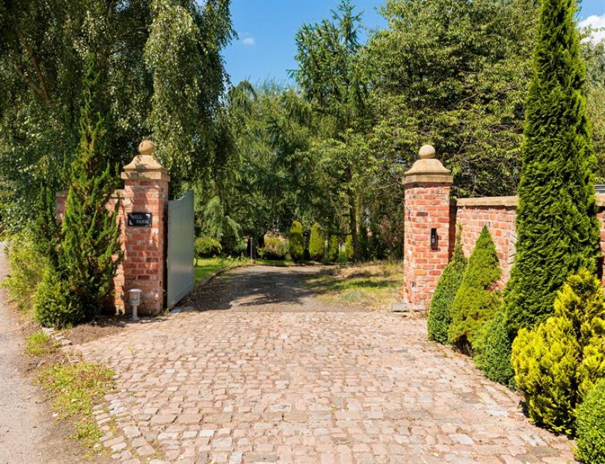 Images for Lovely detached house in Beeston in 1.71 acre, just five minutes drive from Tarporley