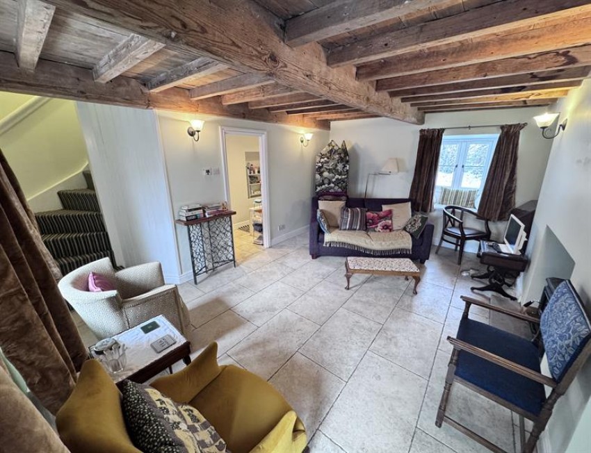 Images for Woodbine Cottage, Wormhill