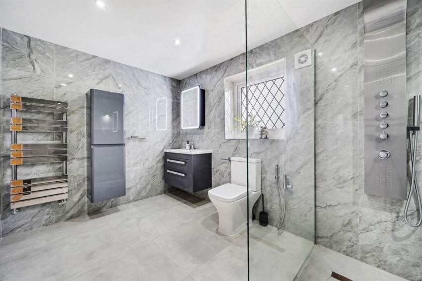 Images for Langley Road, Sale, M33