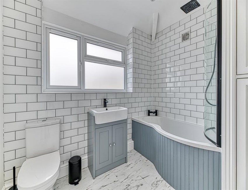 Images for Latham Avenue, Helsby, Frodsham