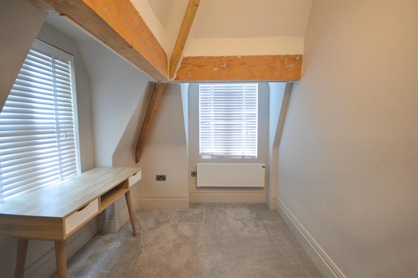 Images for Curzon Road, Sale