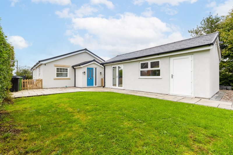 2022 built bungalow and stunning views in Chapel Lane