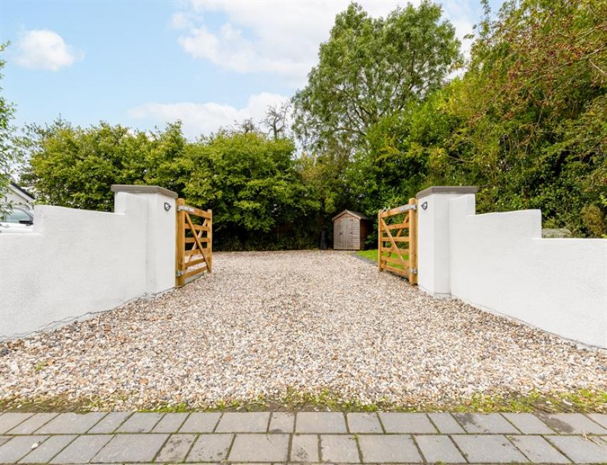 Images for 2022 built bungalow and stunning views in Chapel Lane