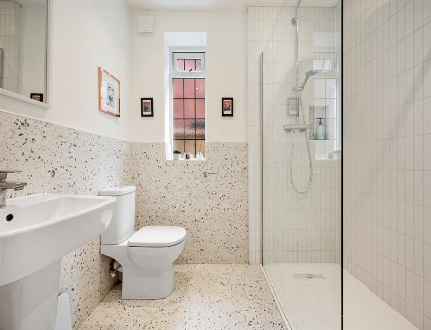 Images for Whalley Road, Hale