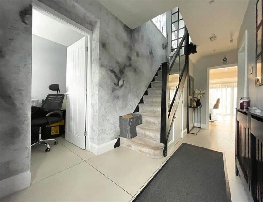 Images for Delamere Avenue, Sale