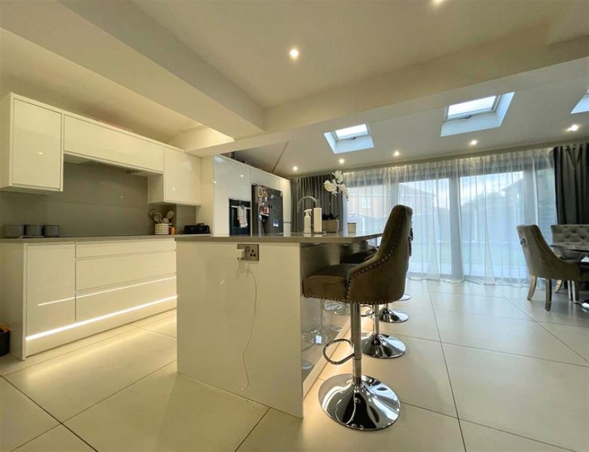 Images for Delamere Avenue, Sale