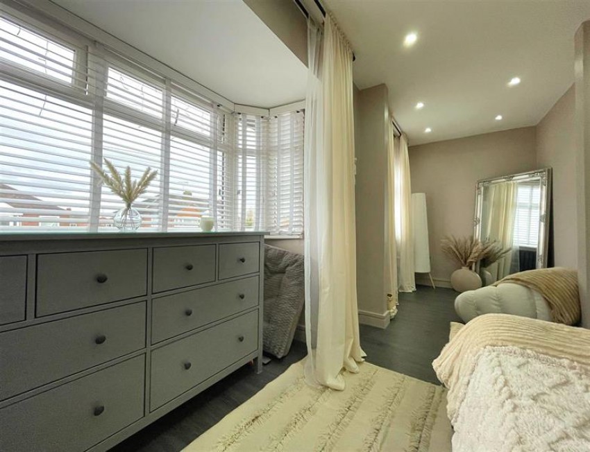 Images for Delamere Avenue, Sale