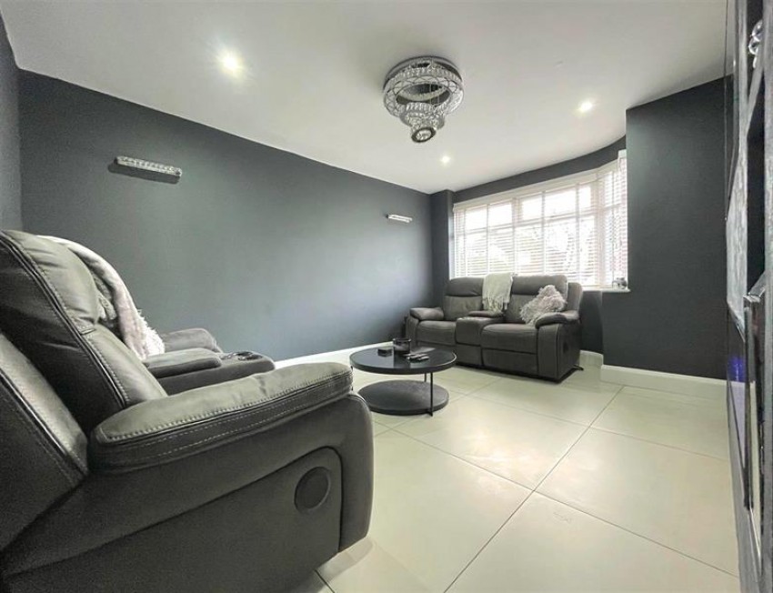 Images for Delamere Avenue, Sale