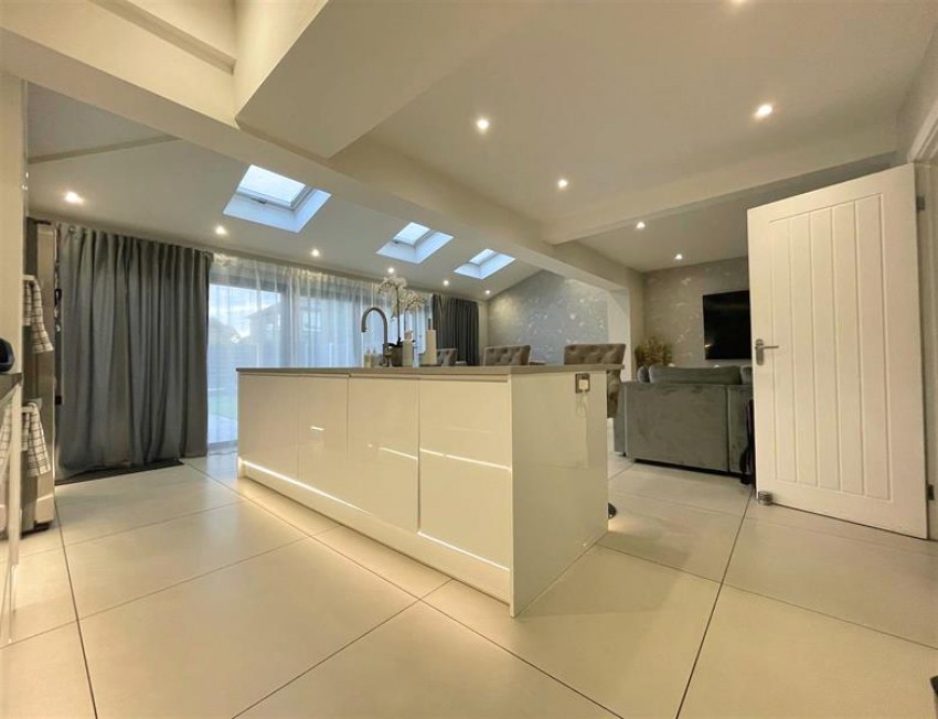 Images for Delamere Avenue, Sale