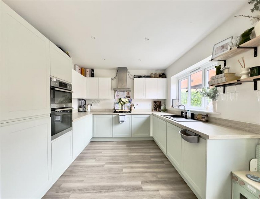Images for Brocklehurst Crescent, Poynton