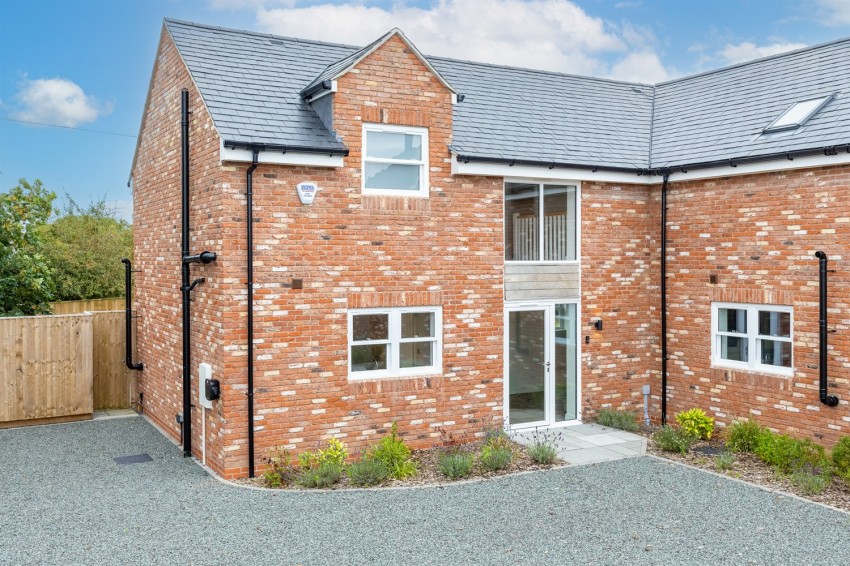 Images for The Green, Long Lane, Wettenhall