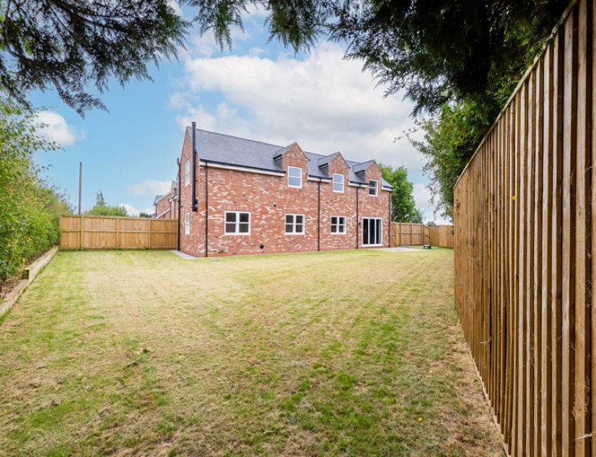 Images for The Green, Long Lane, Wettenhall
