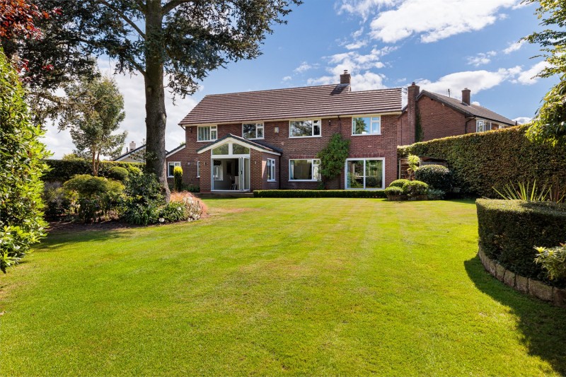 Manor Park, Great Barrow