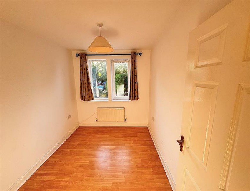 Images for Regency Court, Grove Lane, Hale  -  1st fl apt with lift