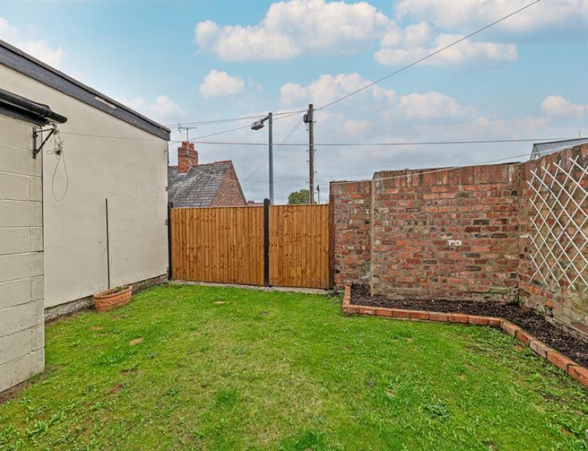 Images for Sandfields, Frodsham
