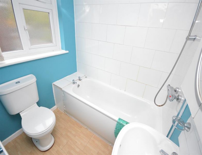 Images for Kingsleigh Road, Heaton Mersey