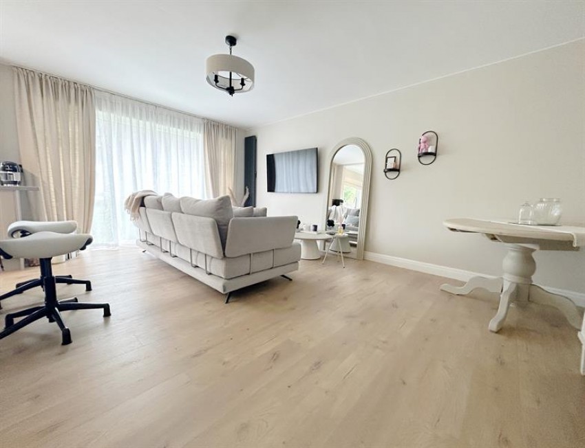 Images for Chestnut Court, Warren Close, Bramhall