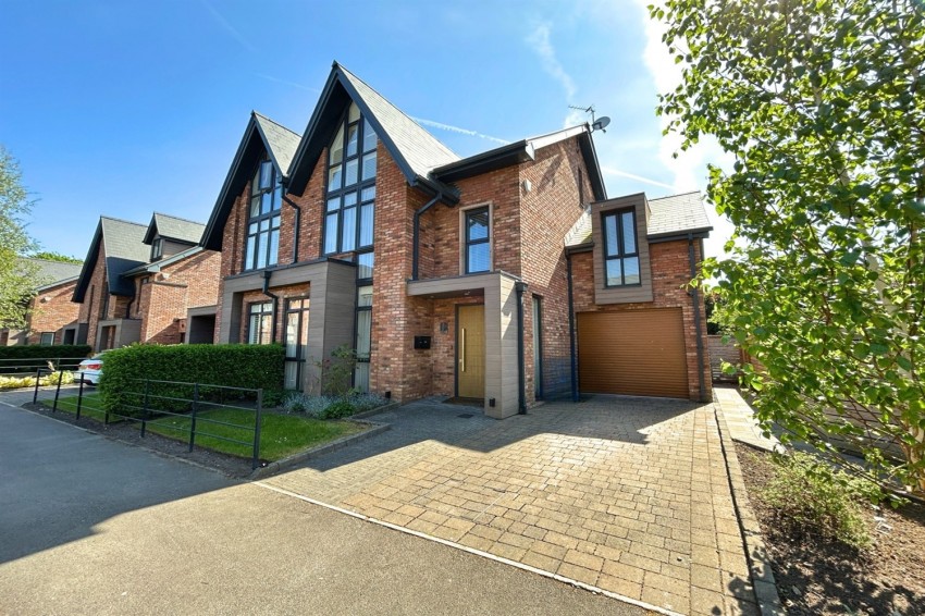 Images for Park House Drive, Sale