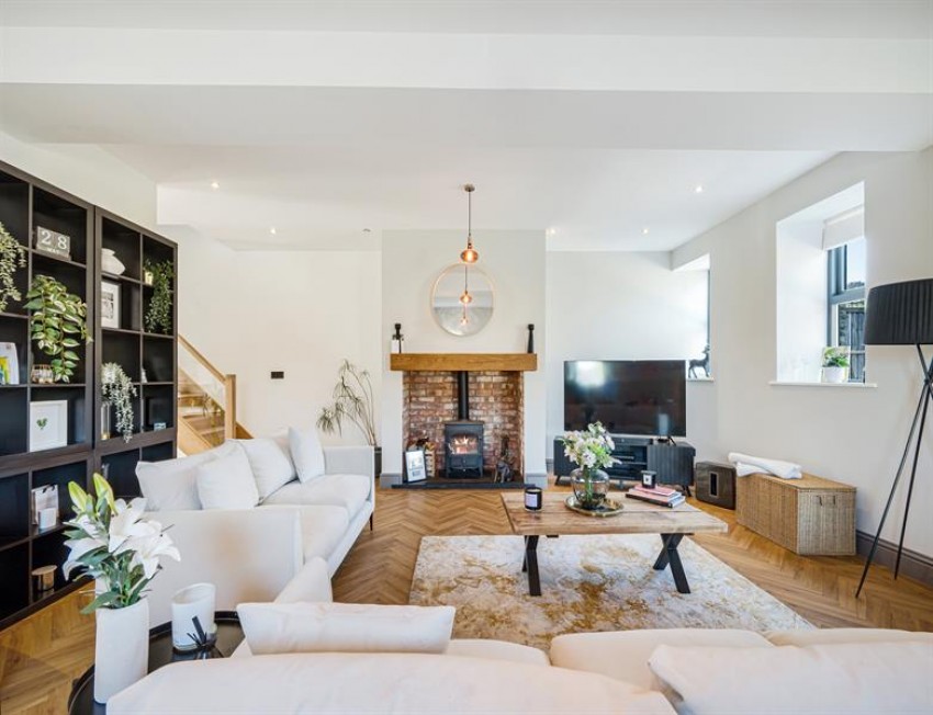 Images for Broadhey Barns, Diglee Road, Furness Vale, High Peak