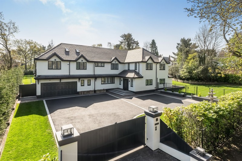 Withinlee Road, Prestbury, Macclesfield