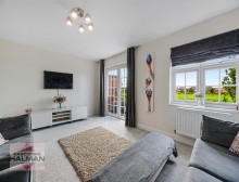 Images for Hangar Crescent, Woodford