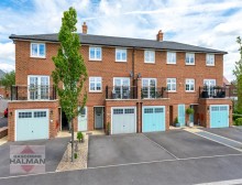 Images for Hangar Crescent, Woodford