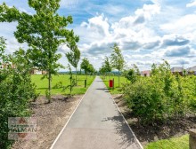 Images for Hangar Crescent, Woodford