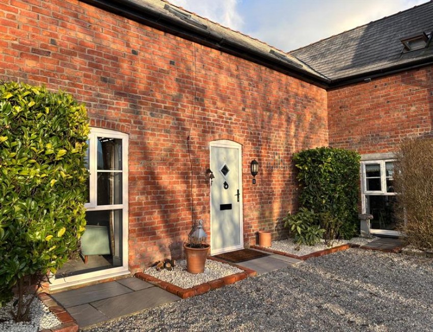 Images for Cornhill Barns, Long Lane, Wettenhall