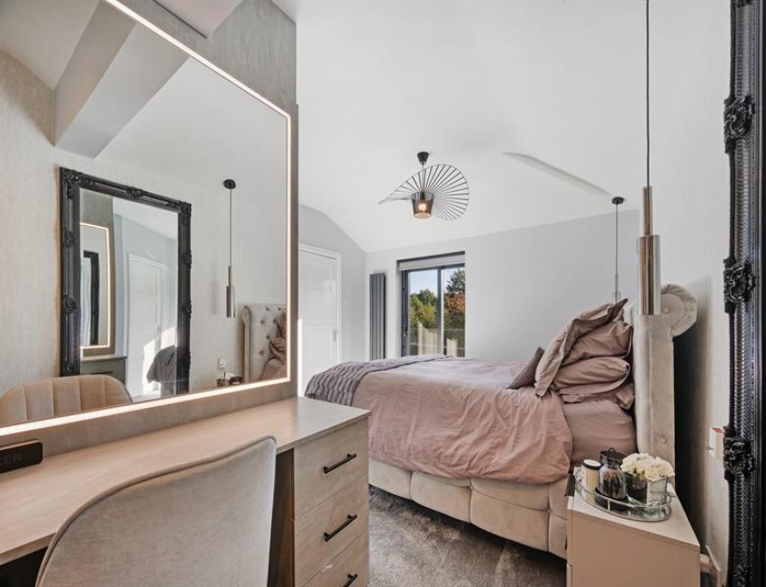 Images for Ludford Grove, Sale