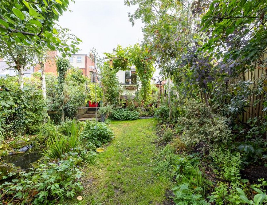 Images for Two bedroom semi-detached with large annex