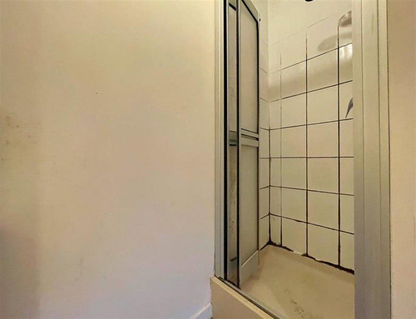 Images for Woodbourne Road, Sale
