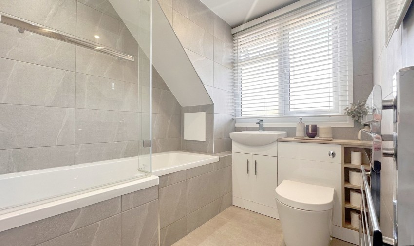 Images for Chestnut Drive, Poynton, SK12