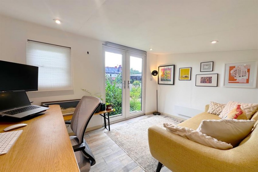 Images for Hilton Road, Poynton