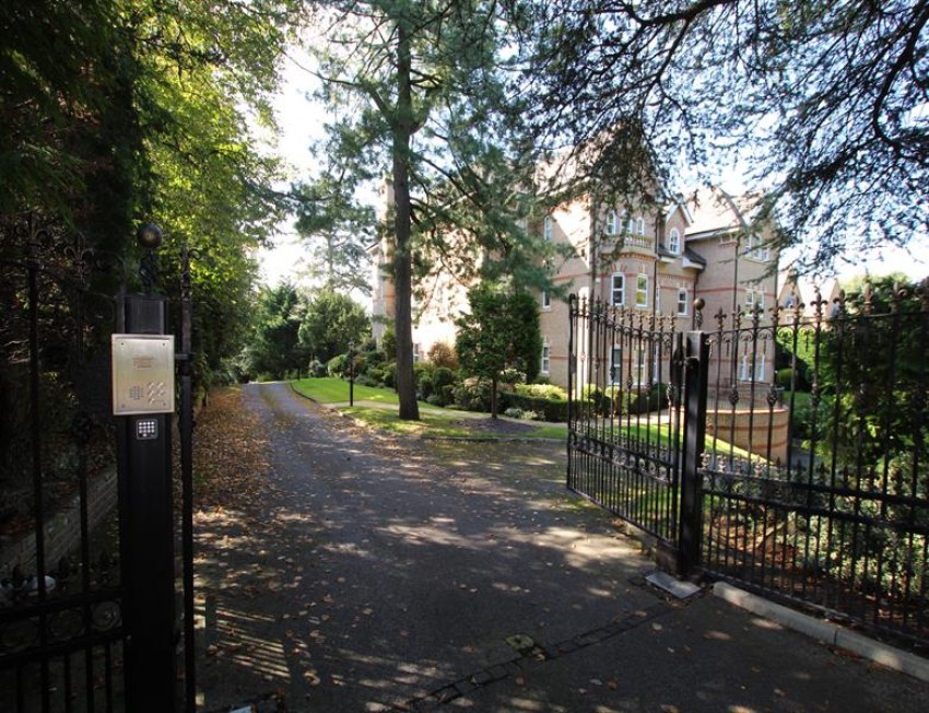 Images for **SOLD**  Apt 3 Chenies Park Road, Bowdon