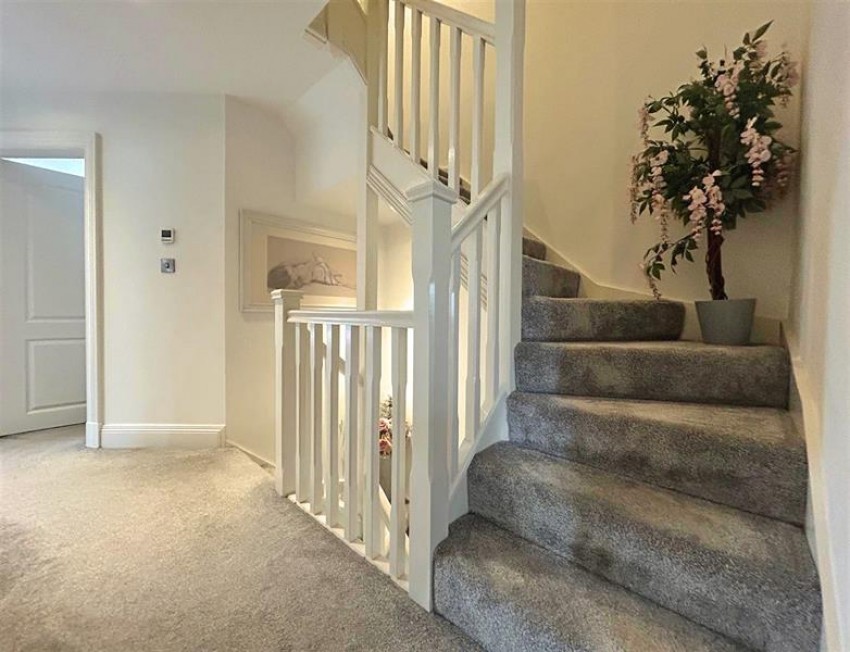 Images for Temple Road, Sale