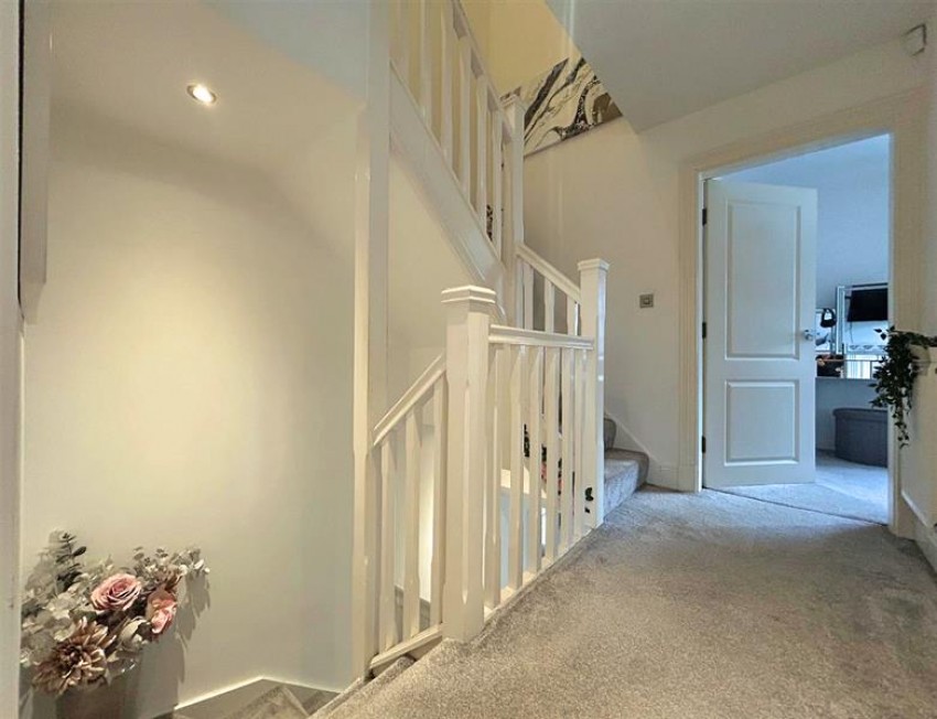 Images for Temple Road, Sale