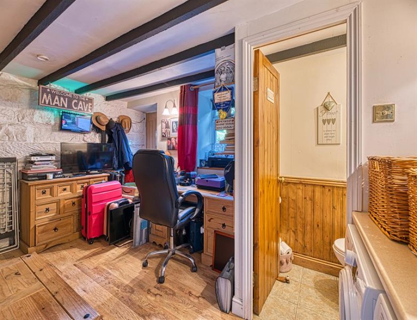 Images for Robin Hood Lane, Helsby, Frodsham